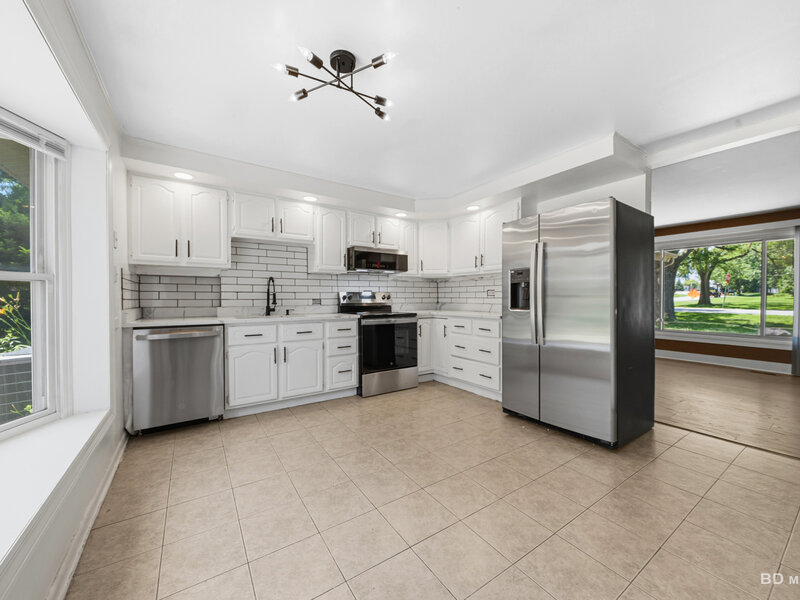 18055 Thomas Lane Country Club Hills IL 60478