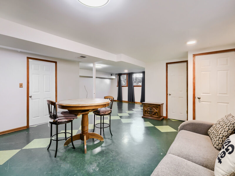 1037 31st Avenue Bellwood IL 60104