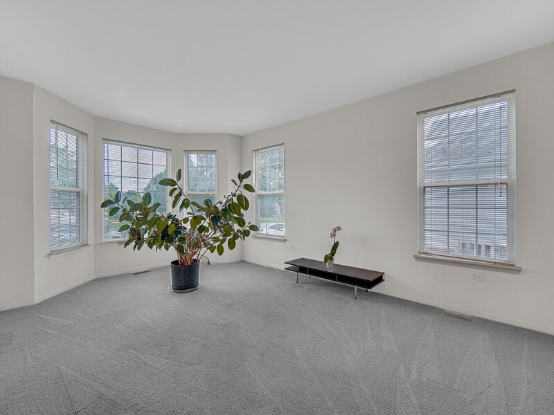 184 Fox Bend Circle Bolingbrook IL 60440