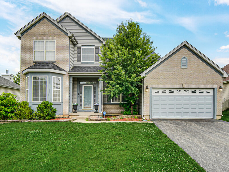 184 Fox Bend Circle Bolingbrook IL 60440