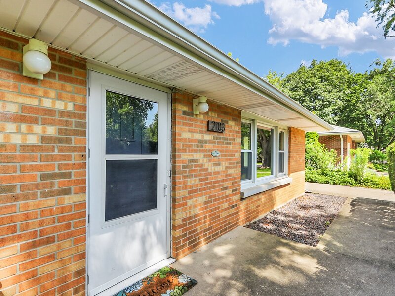 2103 Burlison Drive Urbana IL 61801