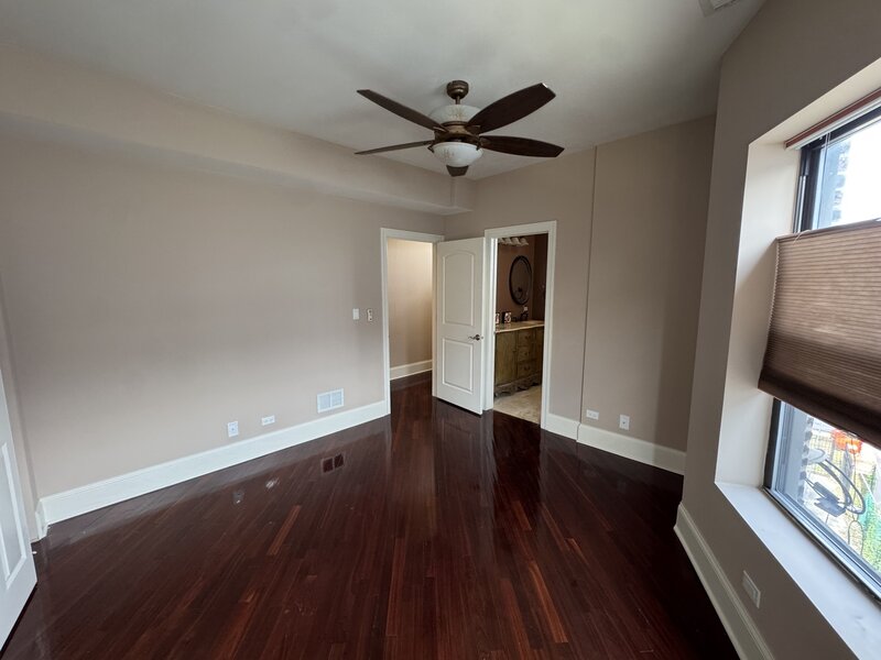 4819 S Prairie Avenue Chicago IL 60615