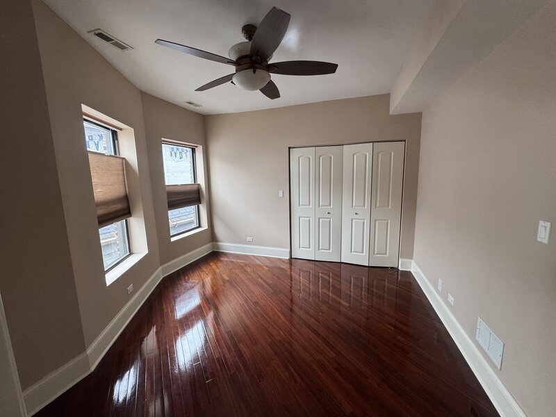4819 S Prairie Avenue Chicago IL 60615