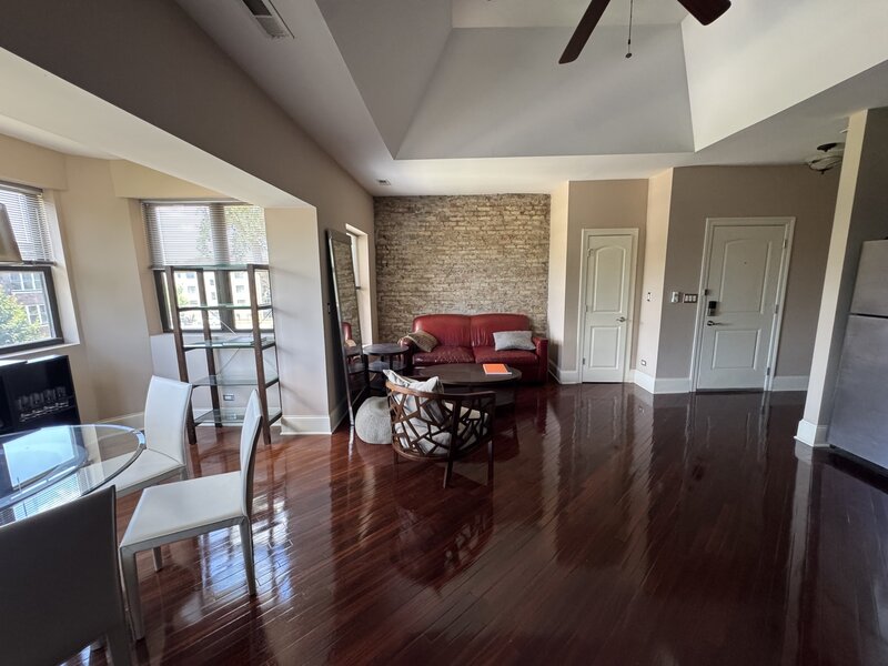4819 S Prairie Avenue Chicago IL 60615