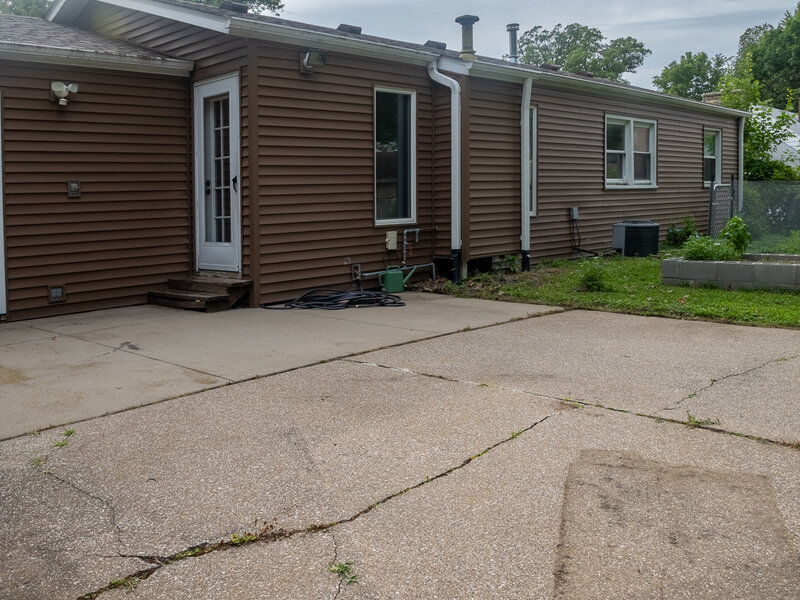 810 42nd Street Moline IL 61265