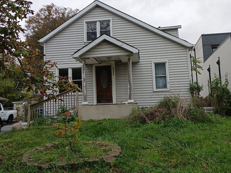 2322 Wallace Avenue North Chicago IL 60064