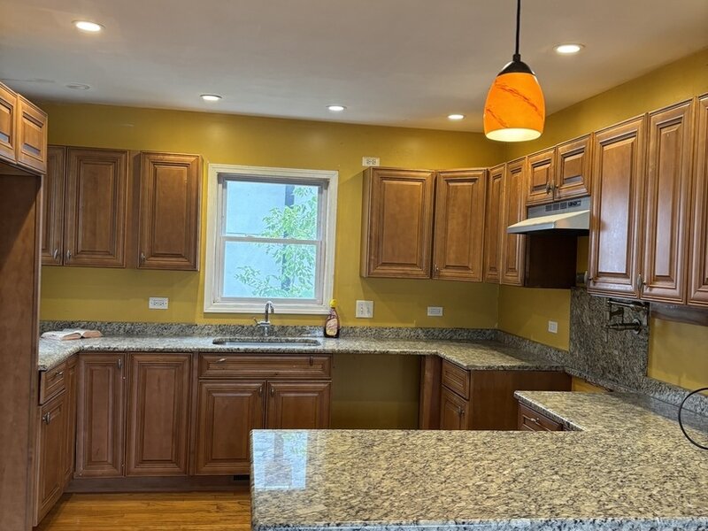 2322 Wallace Avenue North Chicago IL 60064