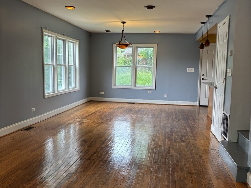 2322 Wallace Avenue North Chicago IL 60064