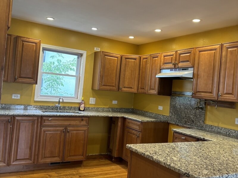 2322 Wallace Avenue North Chicago IL 60064