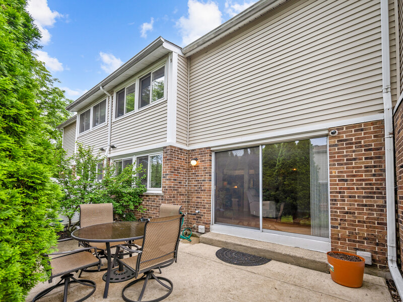 443 Partridge Lane Deerfield IL 60015