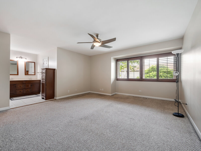 443 Partridge Lane Deerfield IL 60015