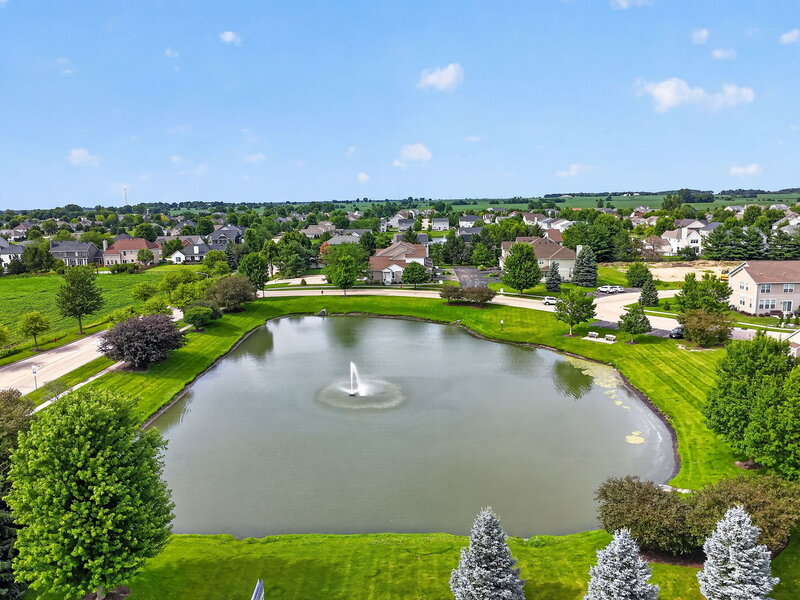 511 Amherst Drive Sycamore IL 60178