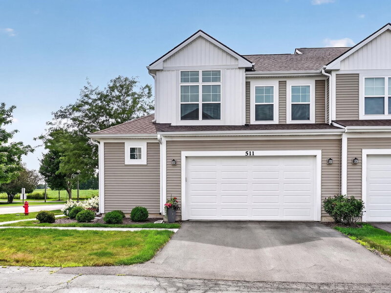 511 Amherst Drive Sycamore IL 60178