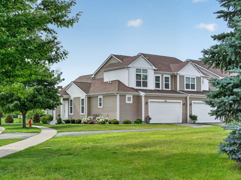 511 Amherst Drive Sycamore IL 60178