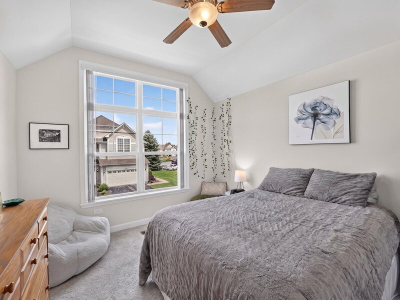 511 Amherst Drive Sycamore IL 60178