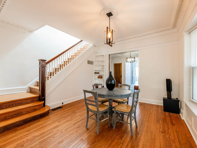 5403 S Greenwood Avenue Chicago IL 60615