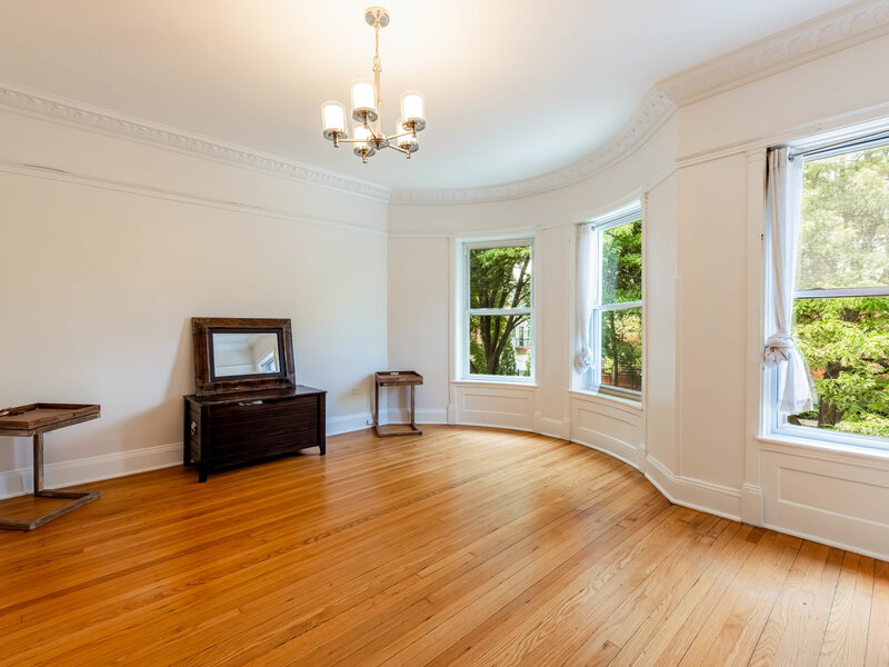 5403 S Greenwood Avenue Chicago IL 60615