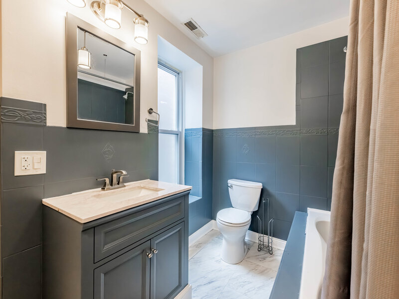 5403 S Greenwood Avenue Chicago IL 60615