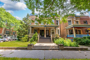 Photo of 5403 S Greenwood Avenue Chicago IL 60615