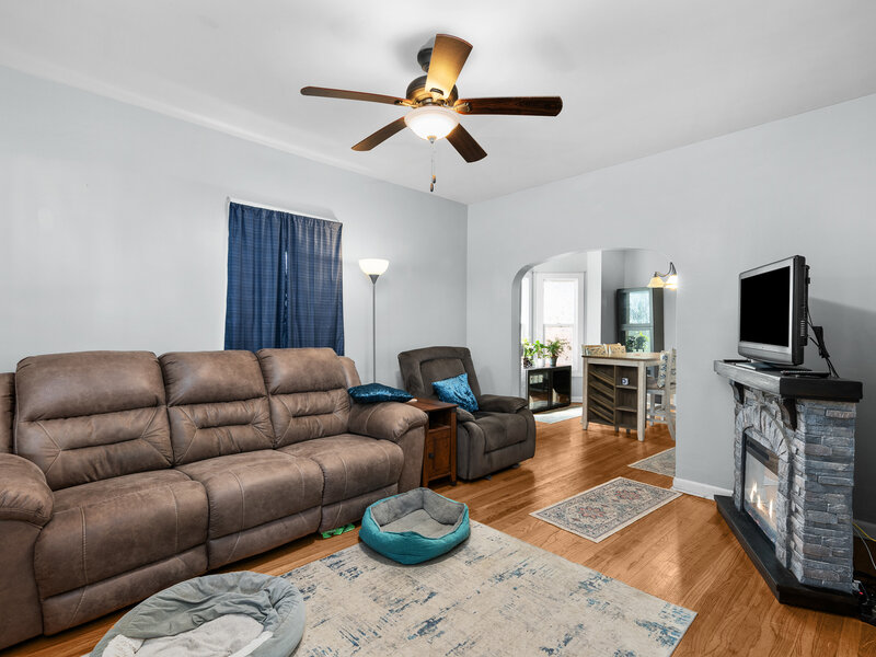 1815 4th Street Moline IL 61265