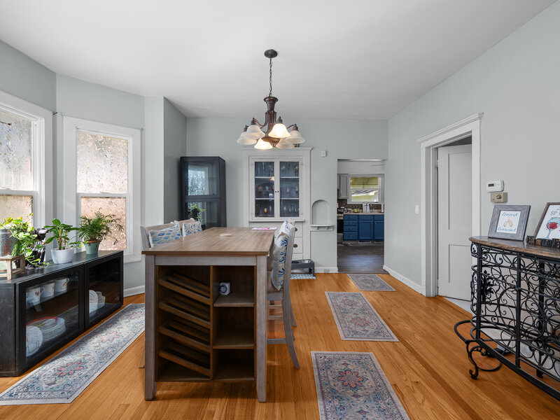 1815 4th Street Moline IL 61265