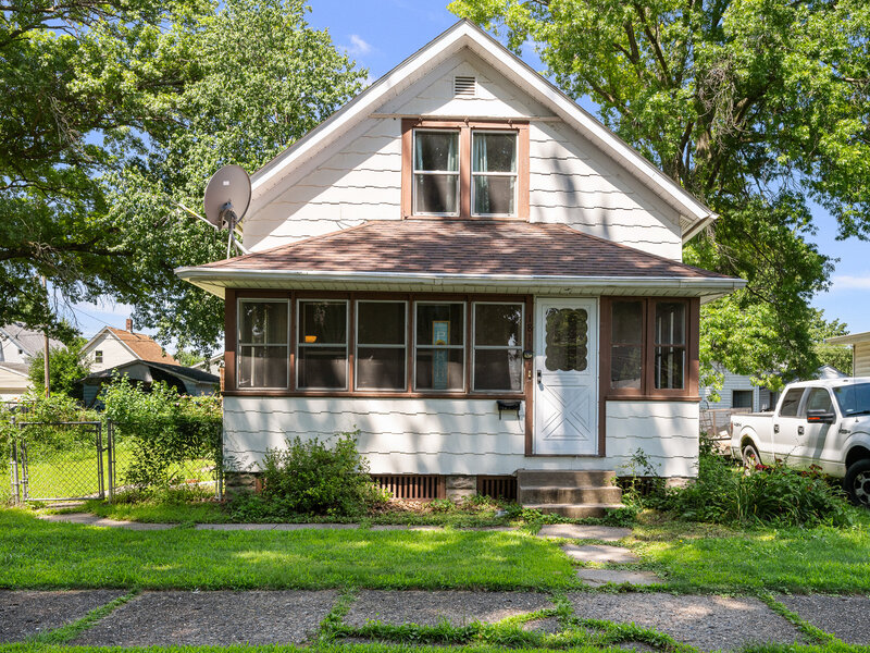 1815 4th Street Moline IL 61265