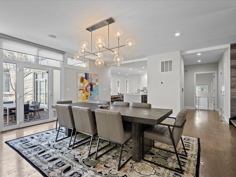 2009 Skyelar Court Highland Park IL 60035