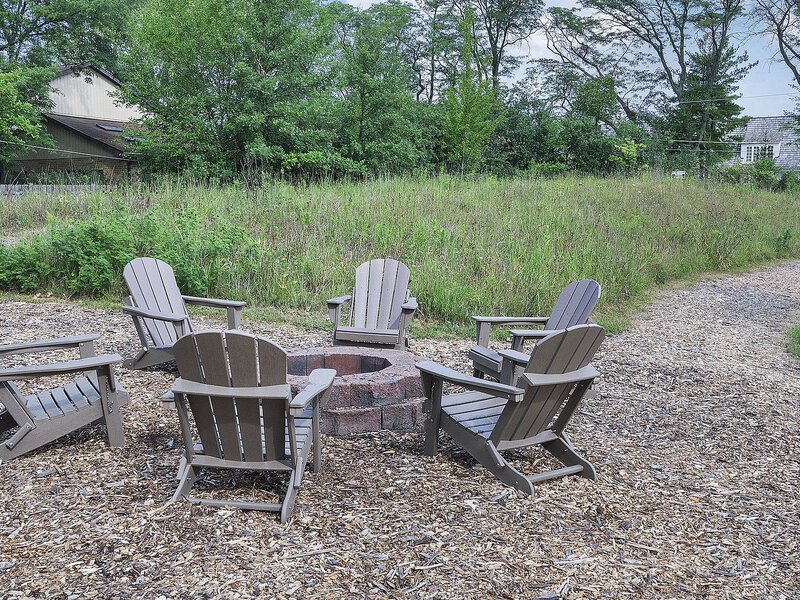 2009 Skyelar Court Highland Park IL 60035