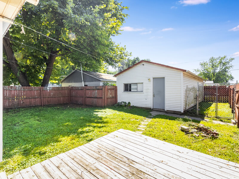411 S Fulton Avenue Bradley IL 60915