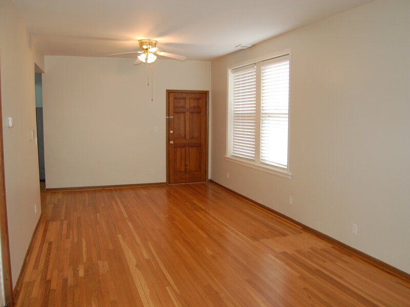 1668 W Edgewater Avenue Chicago IL 60660