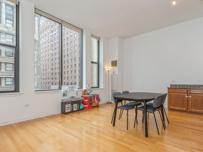 8 W Monroe Street Chicago IL 60603