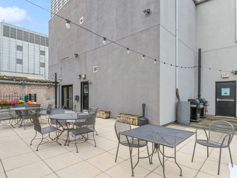 8 W Monroe Street Chicago IL 60603