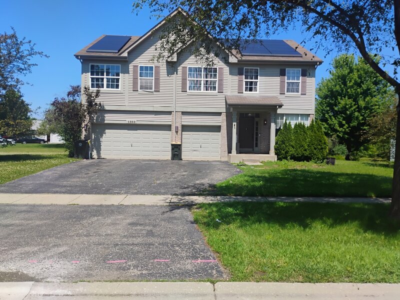 1503 S Elizabeth Lane Round Lake IL 60073