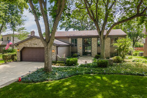 Photo of 245 Montclare Lane Wood Dale IL 60191