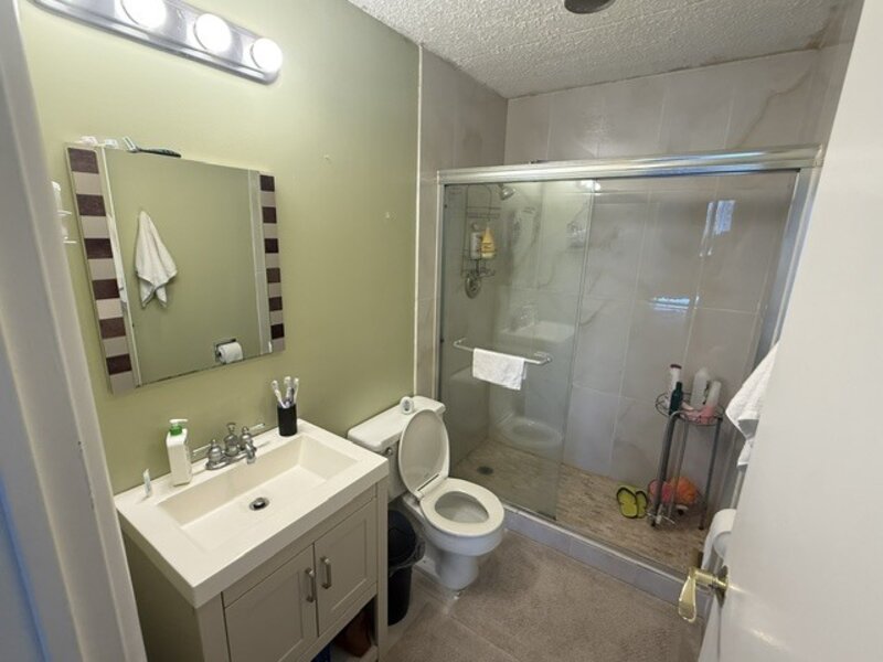 2005 S Finley Road Lombard IL 60148