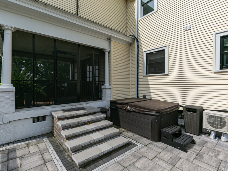 1612 Prospect Terrace Davenport IA 52803