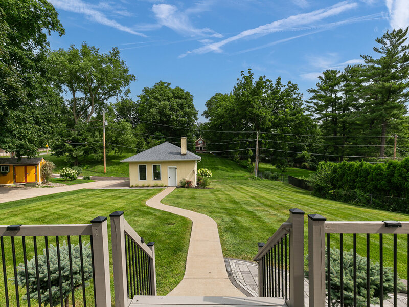 1612 Prospect Terrace Davenport IA 52803