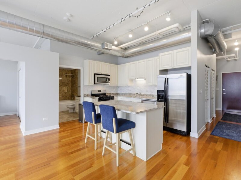 740 W Fulton Street Chicago IL 60661