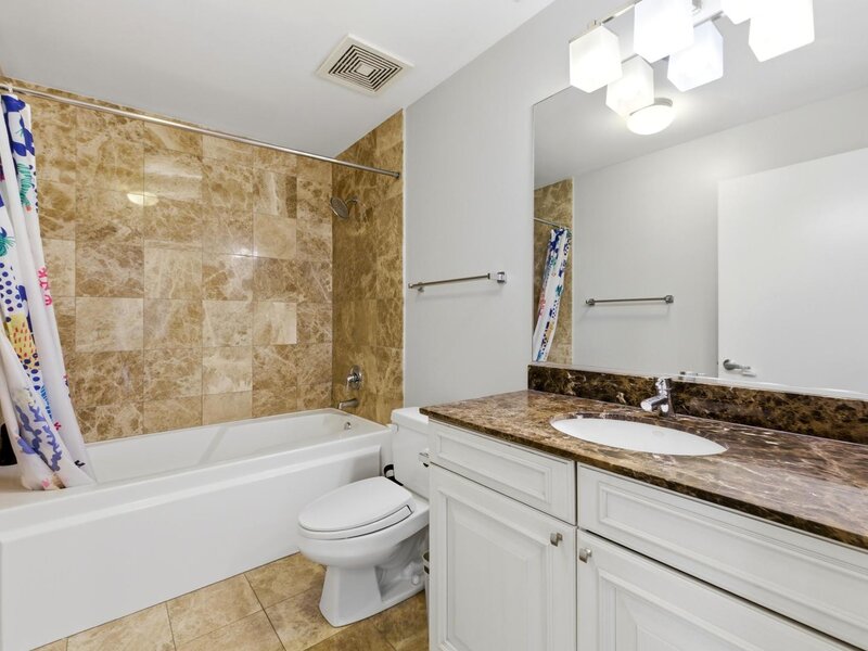 740 W Fulton Street Chicago IL 60661