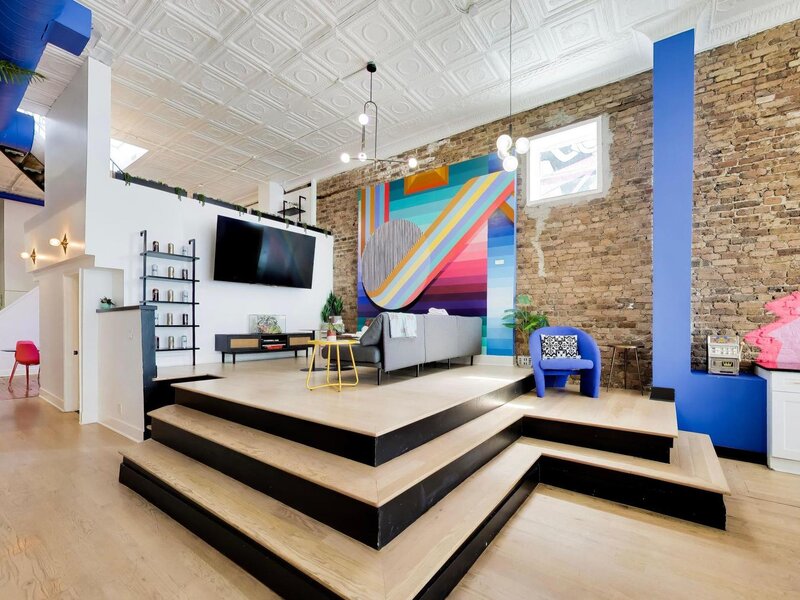 815 N Milwaukee Avenue Chicago IL 60642