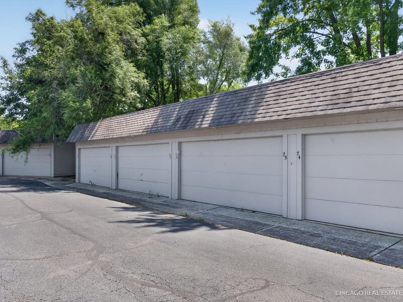 138 E Bailey Road Naperville IL 60565