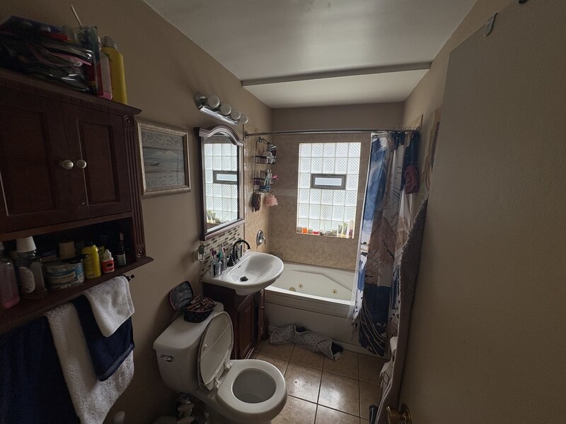 12553 S Lowe Street Chicago IL 60628