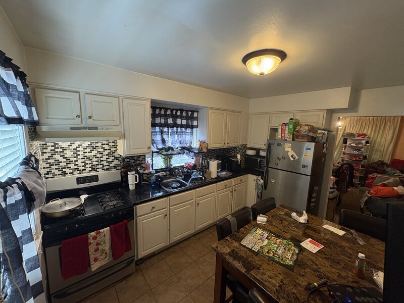 12553 S Lowe Street Chicago IL 60628