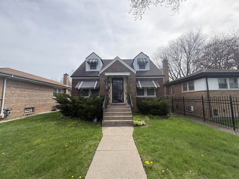12553 S Lowe Street Chicago IL 60628