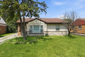 Photo of 10934 S Pulaski Road Oak Lawn IL 60453