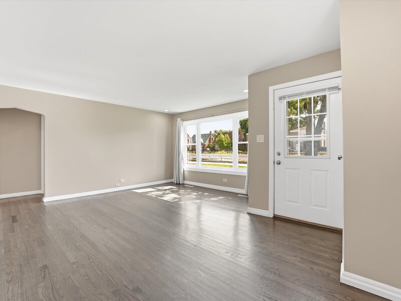 10934 S Pulaski Road Oak Lawn IL 60453