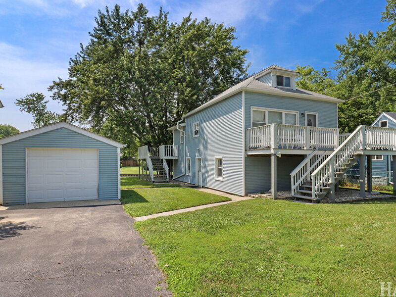 42066 N Lotus Avenue Antioch IL 60002