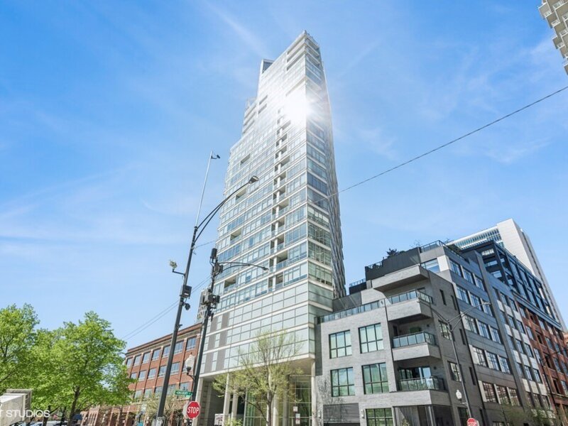 510 W Erie Street Chicago IL 60654