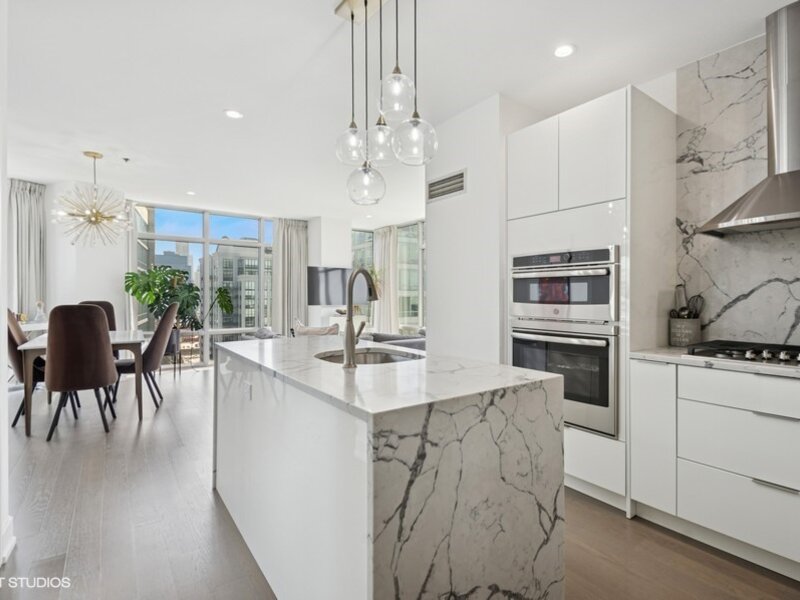 510 W Erie Street Chicago IL 60654