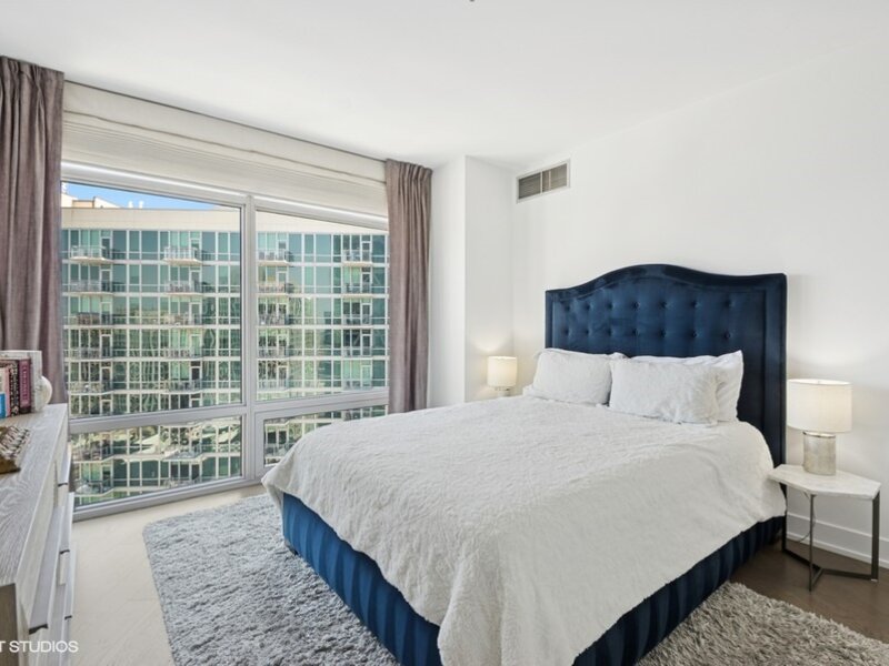 510 W Erie Street Chicago IL 60654